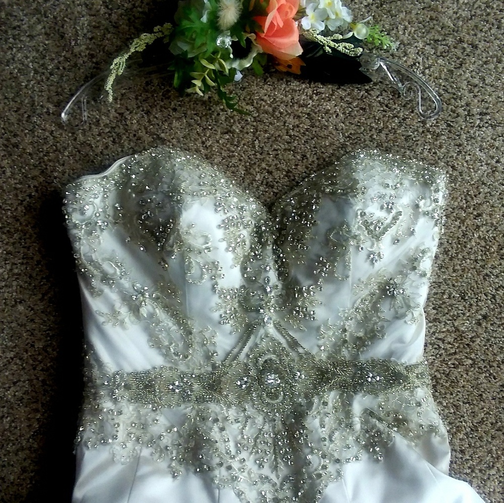 STUNNING Rhinestone Strapless A-line Wedding Gown